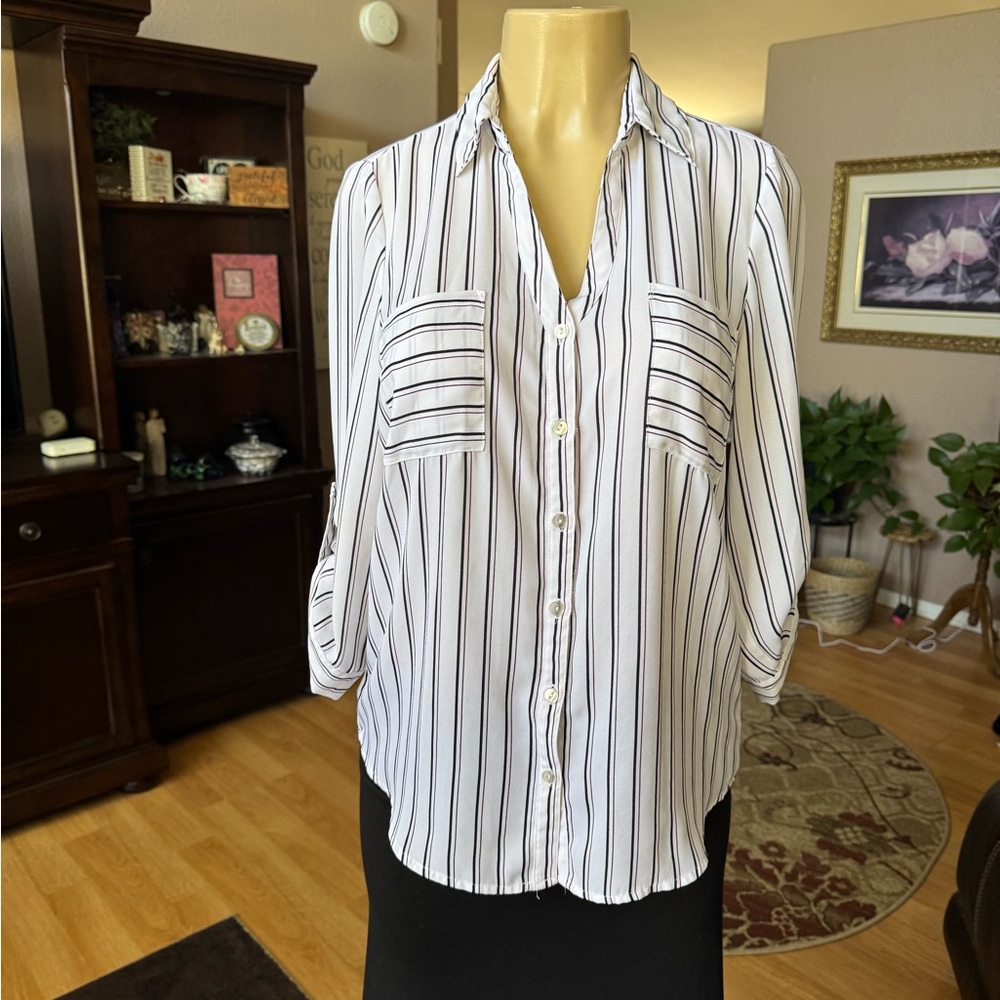 BCX blue, red & white striped 3/4 sleeves Vneck blouse-size M